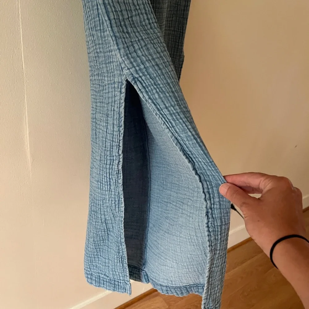 Aerie Pool-to-Party Blue Cotton Gauze Wide Leg Smocked Pull On Pants M Side Slit